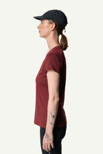 860020_F30_202_Women_Pace_Air_Tee_cab_red_C468_c_low
