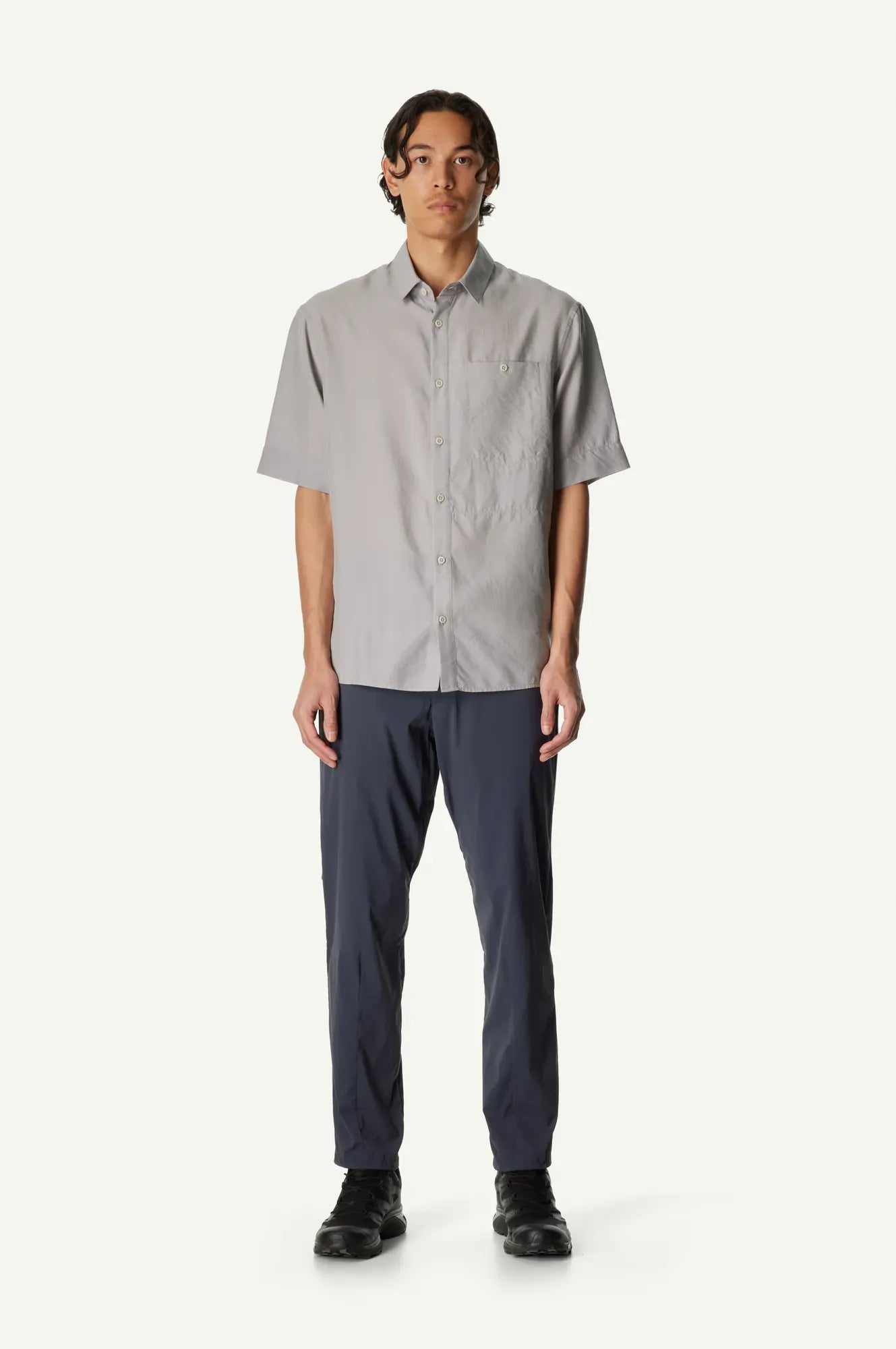 860051_A87_100_Men_Tree_Shortsleeve_Shirt_cloudy_gray_A675_c_low