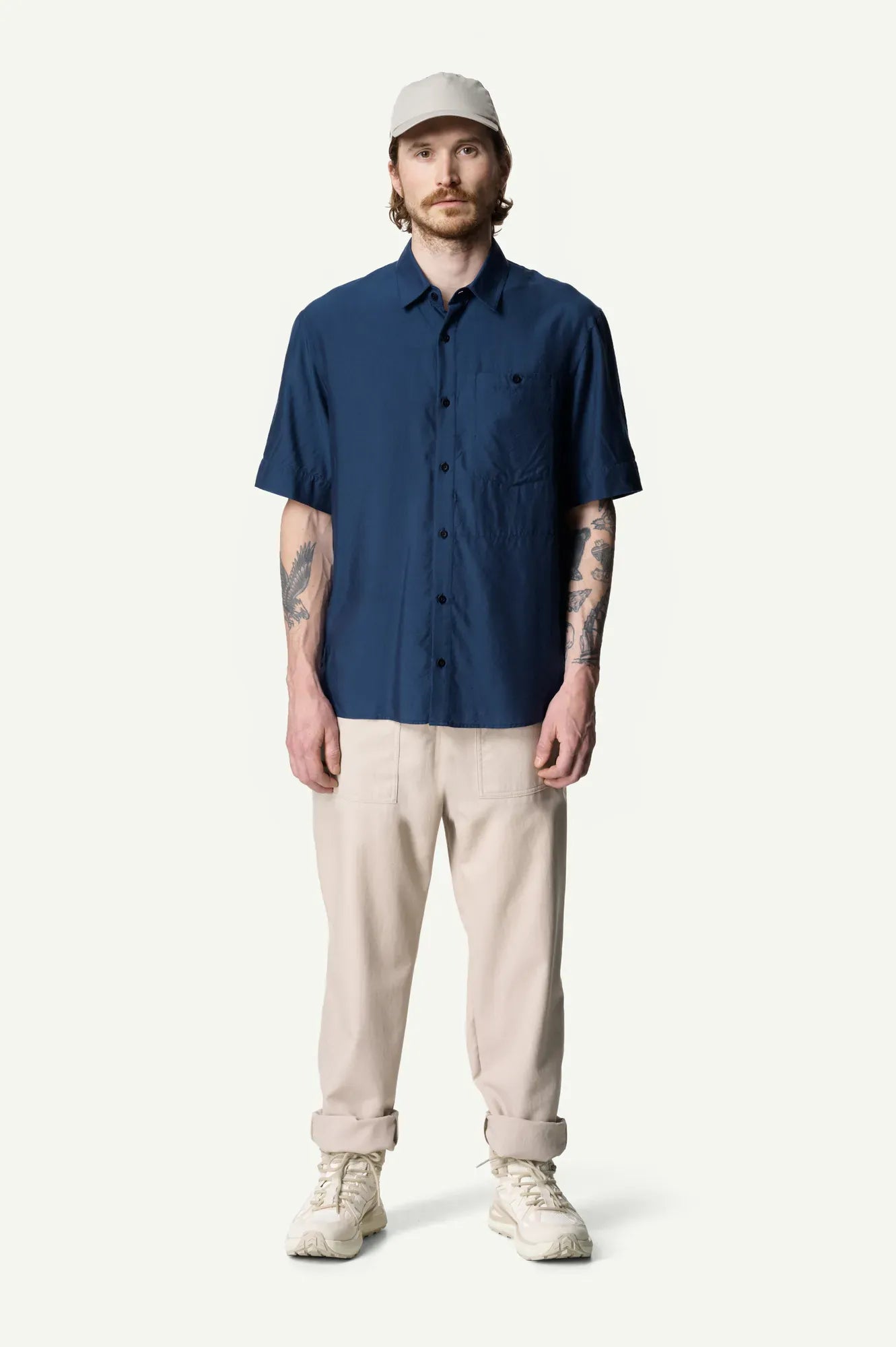 860051_B21_201_Men_Tree_Shortsleeve_Shirt_big_blue_light_c_low