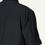 860051_B30_601_Men_Tree_Shortsleeve_Shirt_true_black_light_c_low