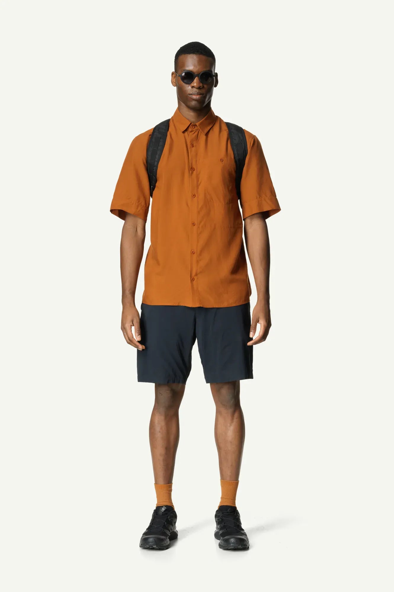 860051_F24_100_Men_Tree_Shortsleeve_Shirt_cinnamon_brown_C115_c_low