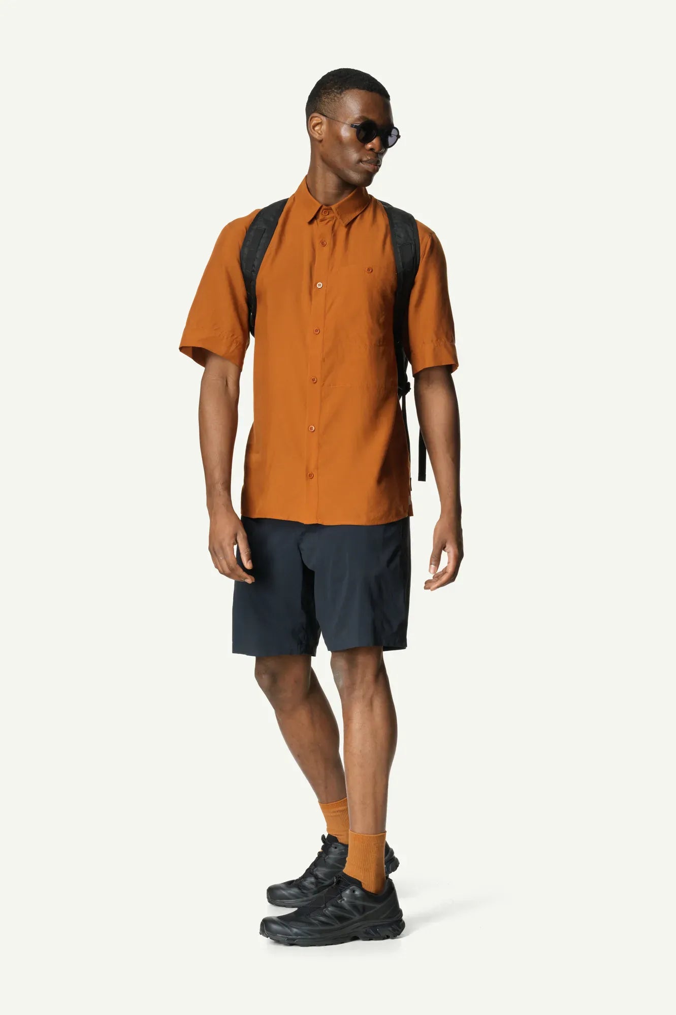 860051_F24_102_Men_Tree_Shortsleeve_Shirt_cinnamon_brown_C115_c_low