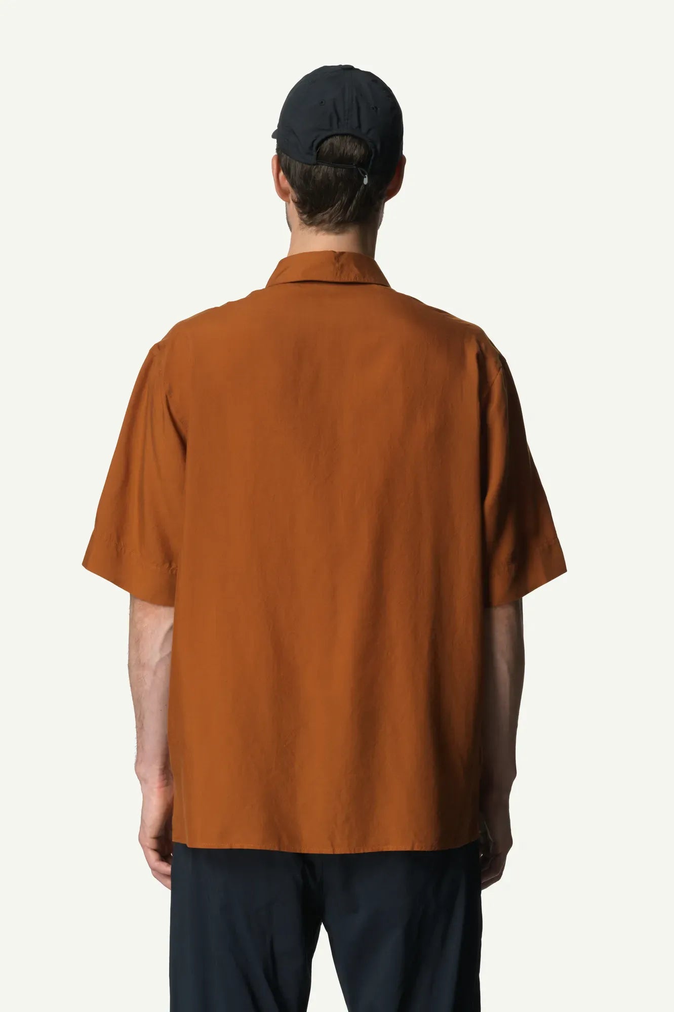 860051_F24_203_Men_Tree_Shortsleeve_Shirt_cinnamon_brown_C107_c_low