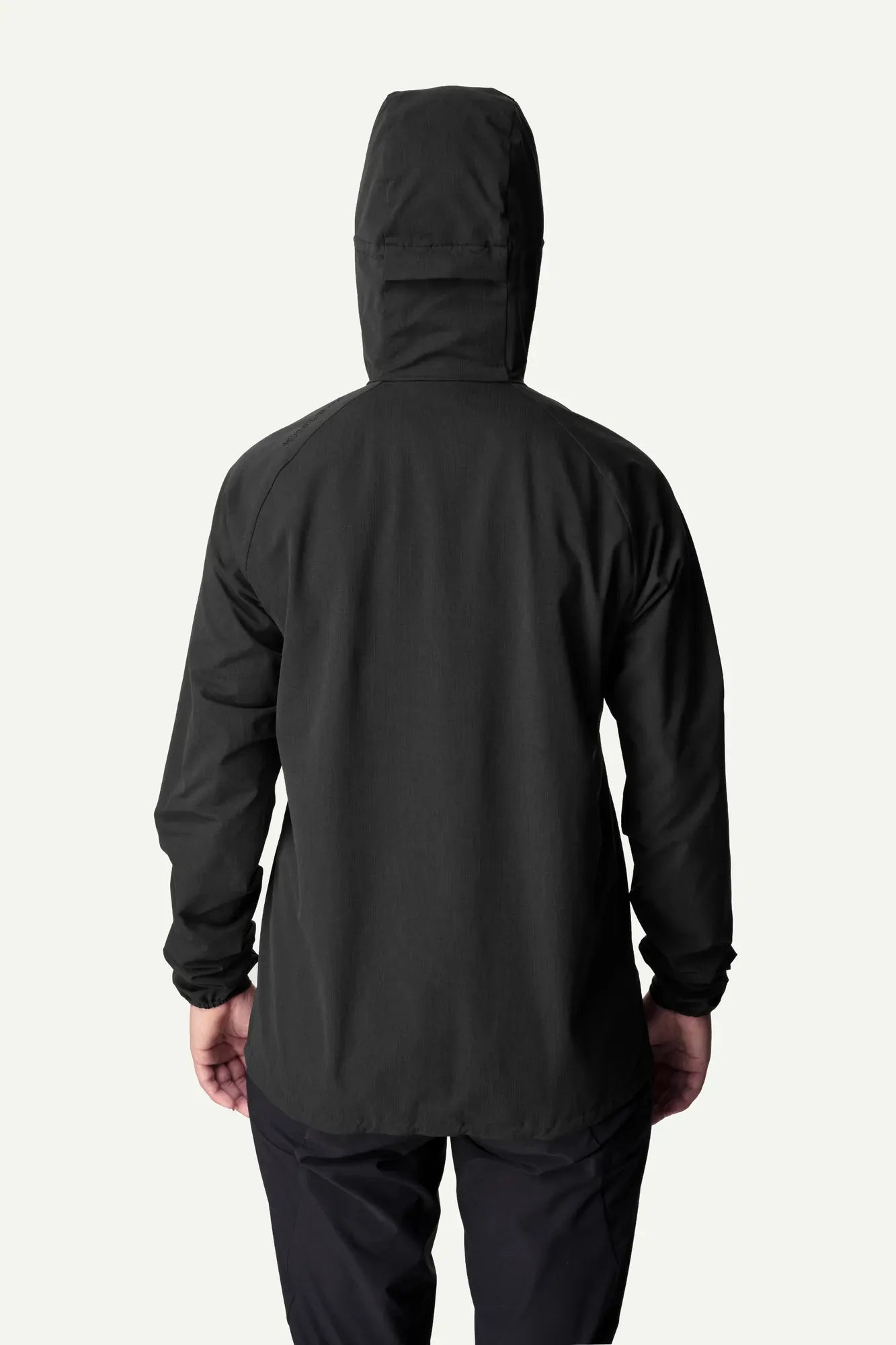 860054_900_200_Women_Daybreak_Jacket_true_black_c_low