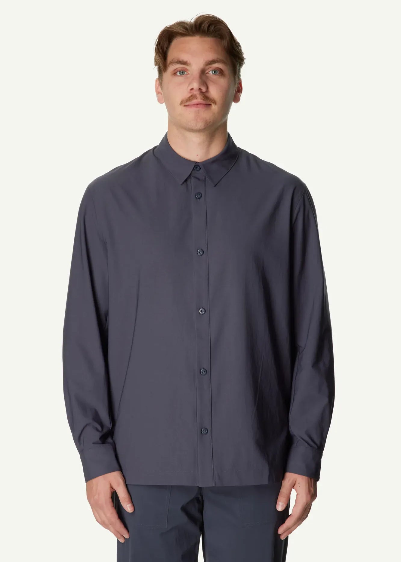 860058_700_200_Men_Symbio_Base_Shirt_big_bang_blue_A372_c_low