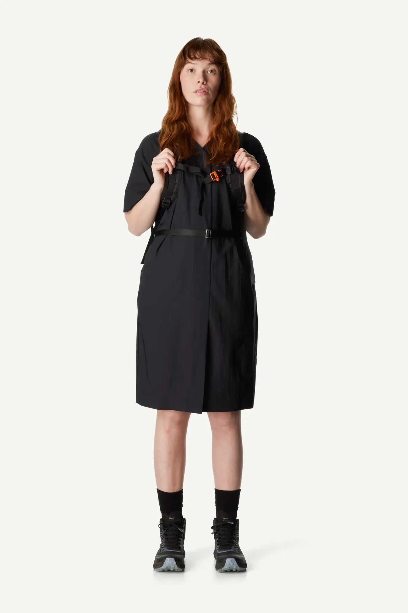 860070_900_101_Women_Cosmo_Dress_true_black_A127_c_low