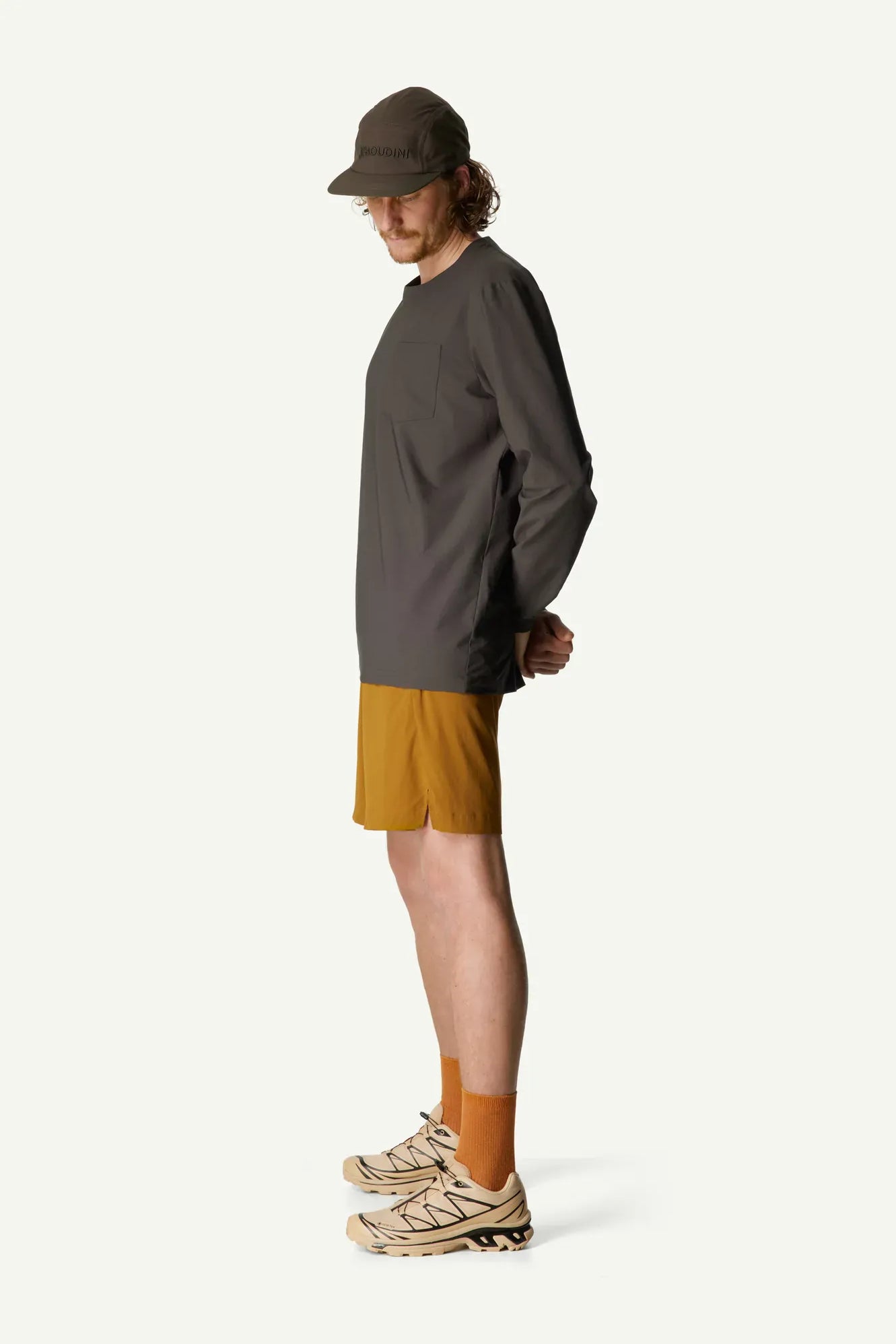 860072_G65_101_Men_Liquid_Shorts_greenish_gold_A390_c_low