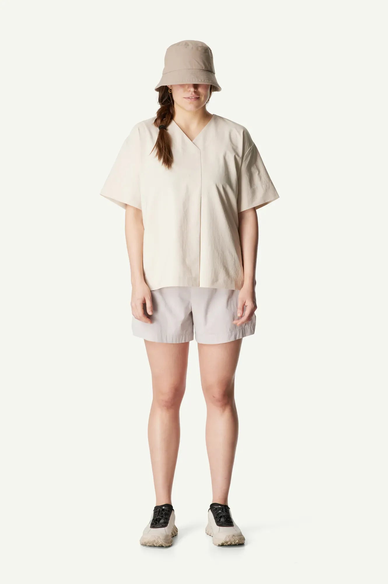 860073_H30_100_Women_Liquid_Shorts_silver_purple_A112_c_low