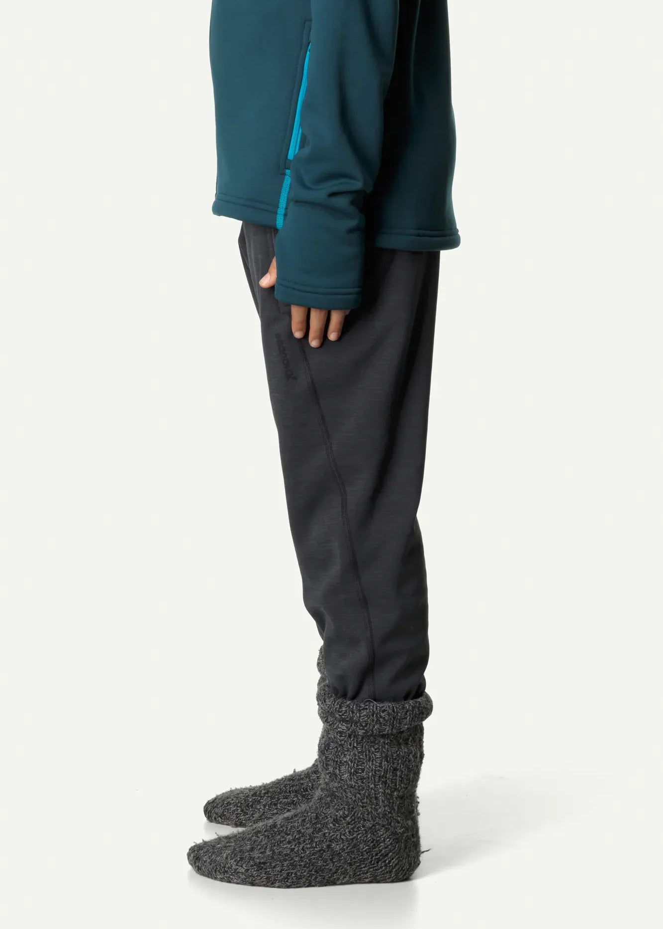 880002_910_201_Junior_Outright_Pants_rock_black_c_low