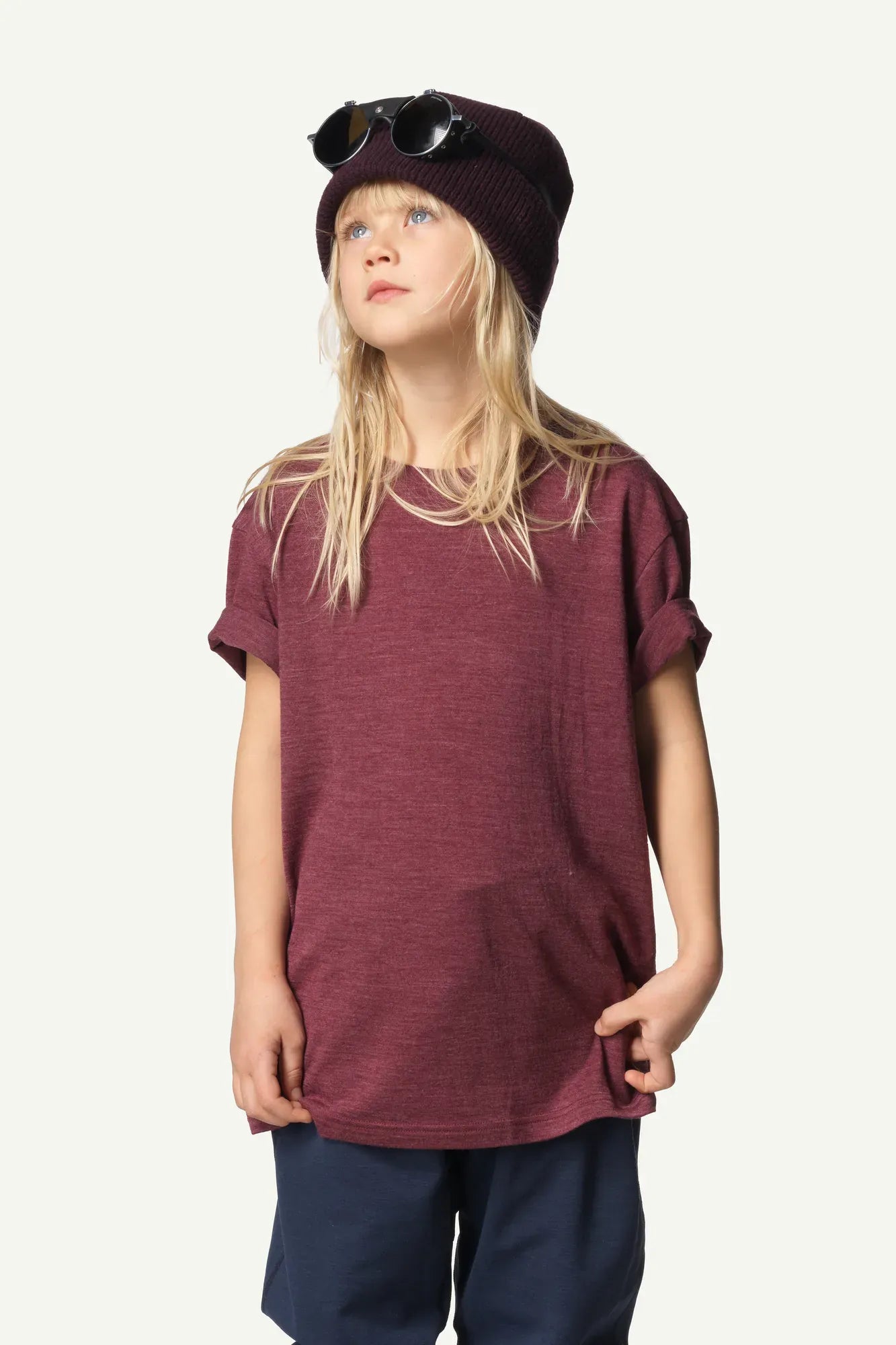 880004_F30_201_Junior_Activist_Tee_cab_red_c_low