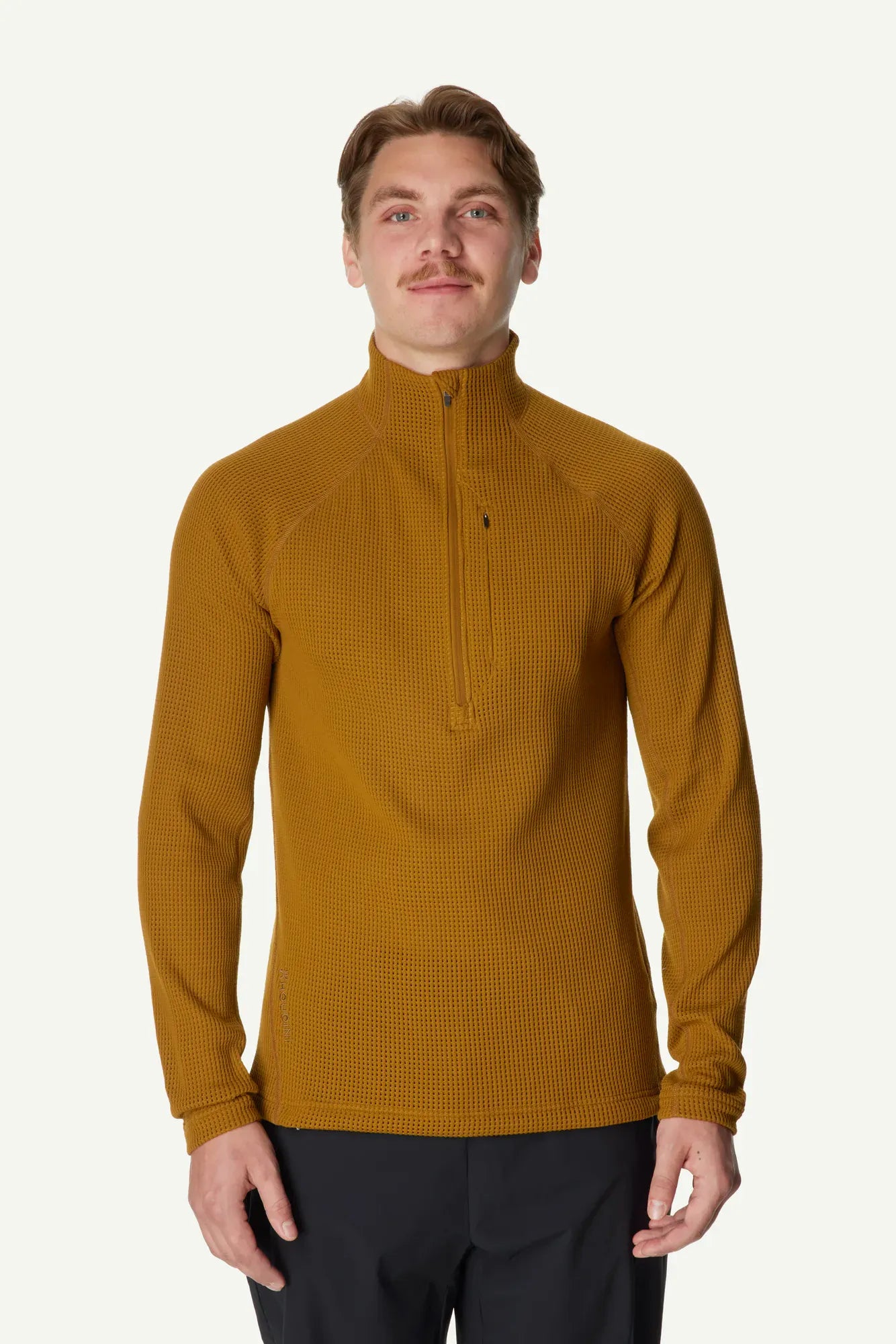 Ms-Pace-Flow-Houdi_Greenish-Gold_830011_G65_P_F_0004_c_low 1
