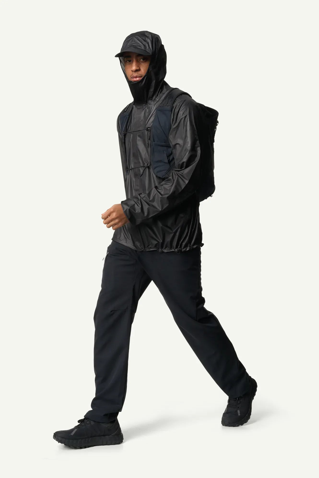Ms-The-Orange-Jacket_true-black_810006_900_SET_5870_c_low