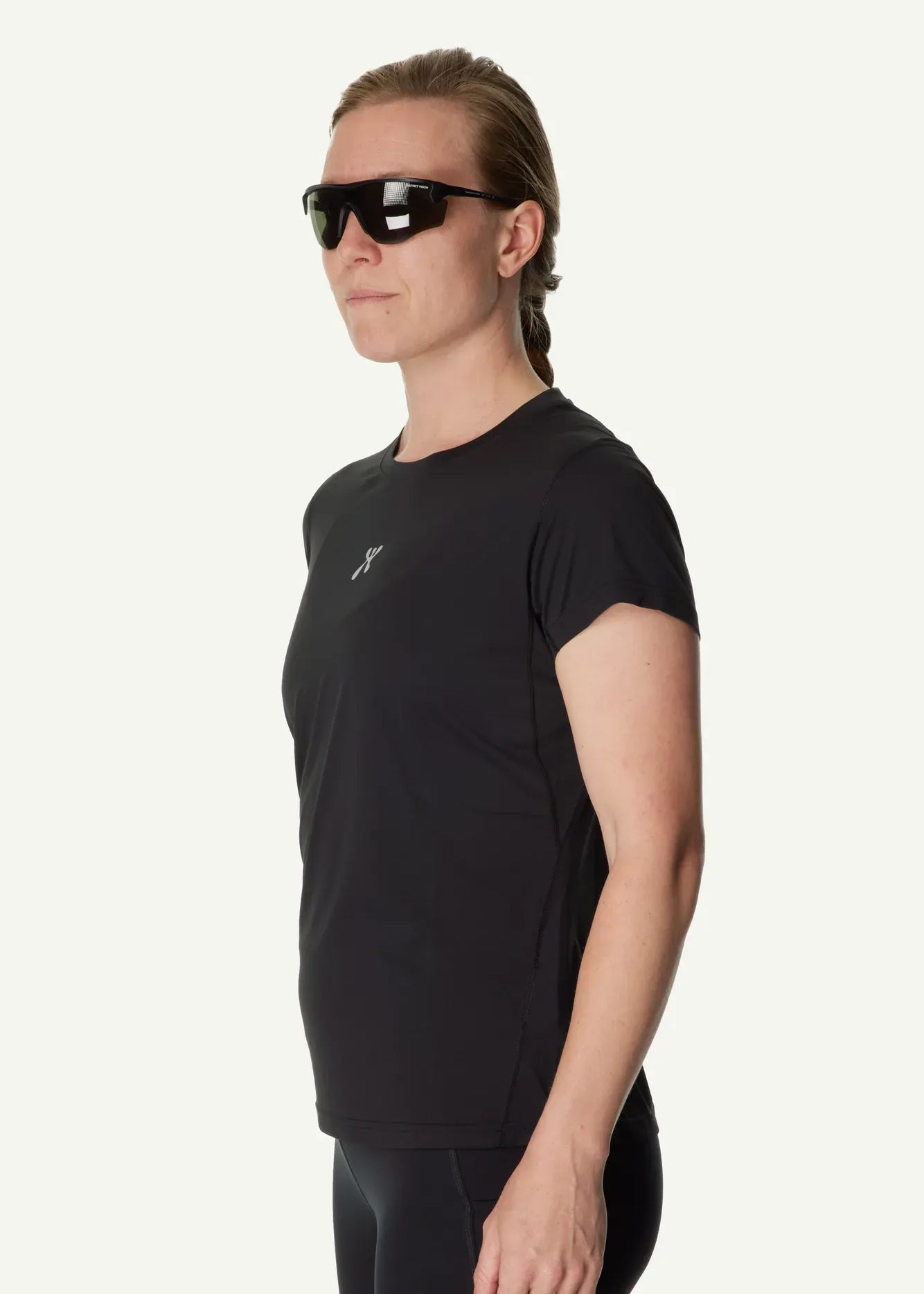 Ws-Pace-Air-Message-Tee_True-Black-Houdini-Logo_84072_G69_P_S_0007_c_low 2 1