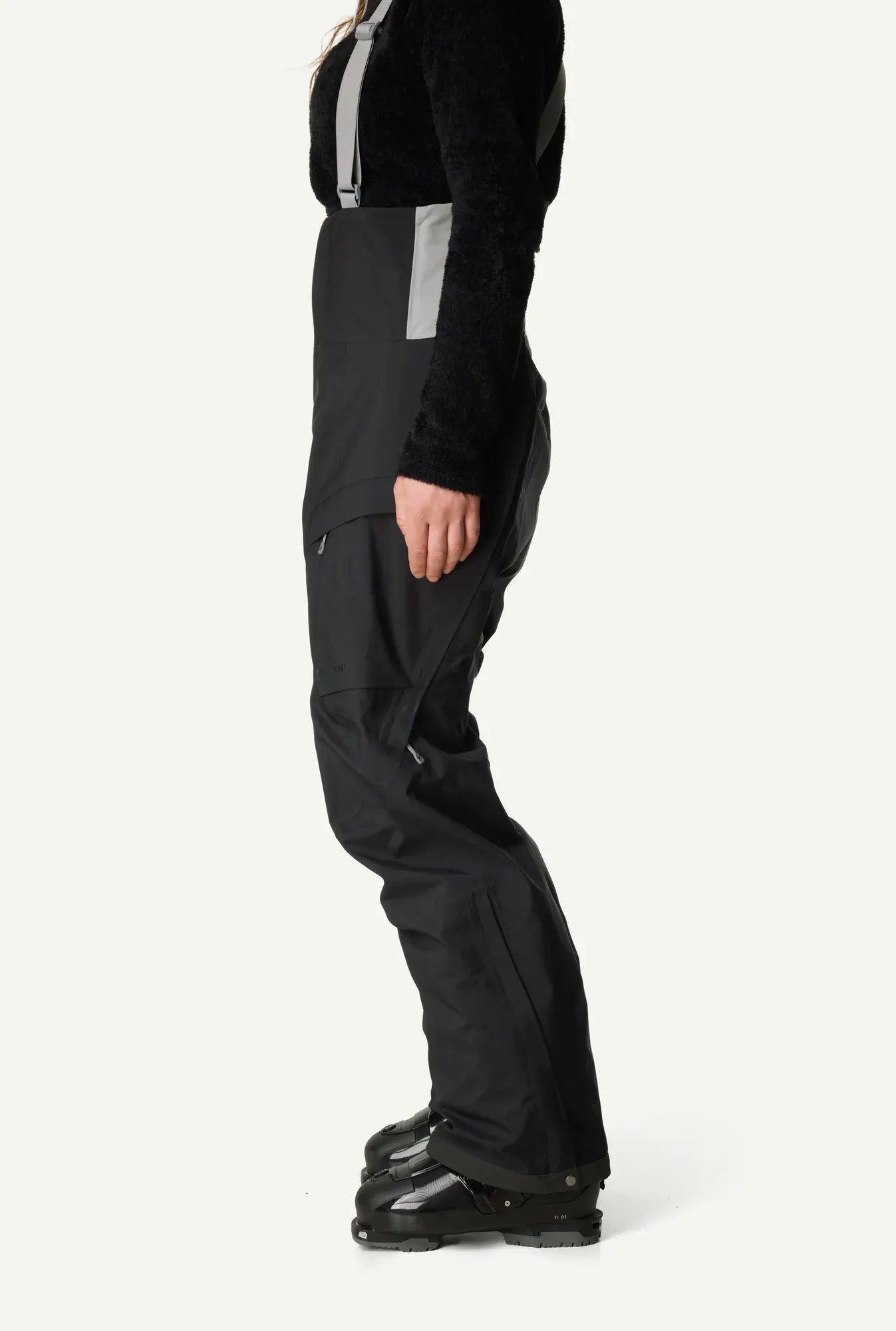 Ws-Rollercoaster-Bib-Pants-II_true-black_810071_900_P_S_3370_c_low