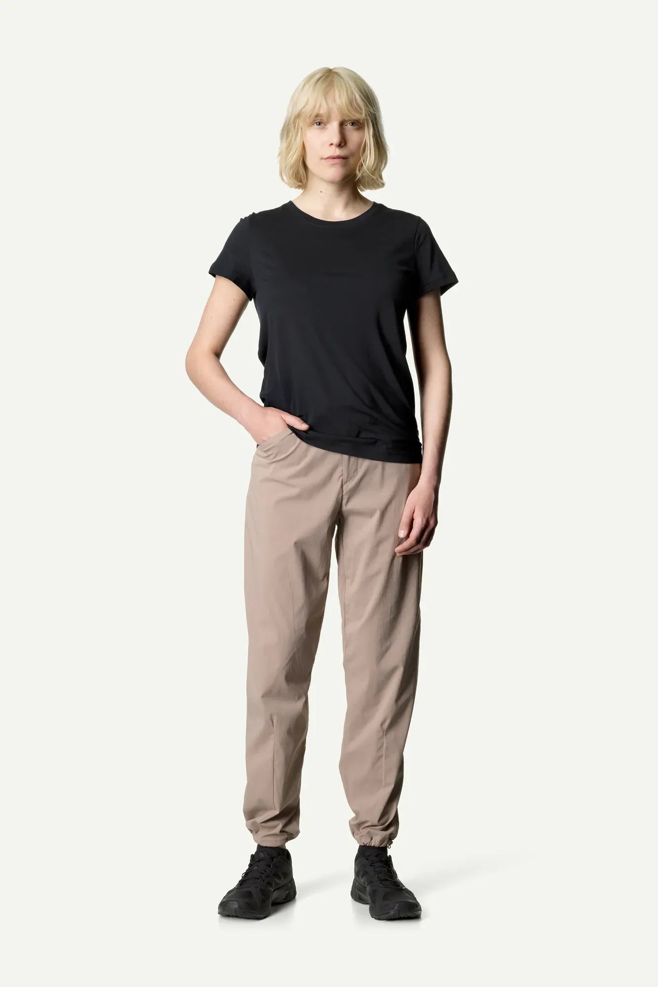 Ws-Tree-Tee_True-Black_130954_900_S_c_low